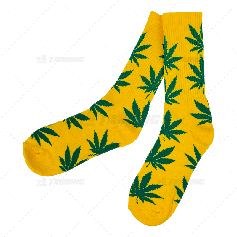 Huckleberry Crew Socks With All-Over Leaf Graphics - YELLOW x GREEN